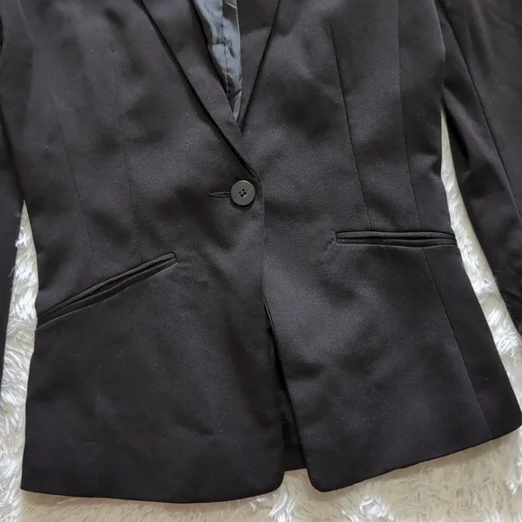 H&M Black Fitted Single Button Blazer - Picture 3 of 10